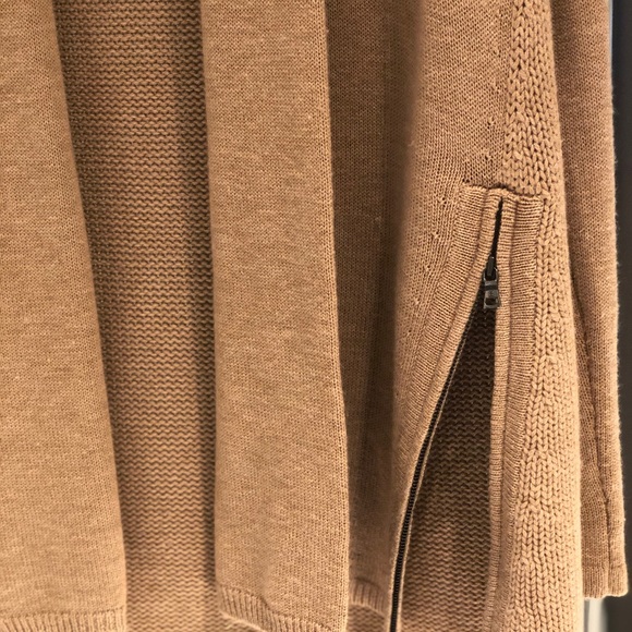 BCBG sweater get three items extra 15% off. - Picture 2 of 3